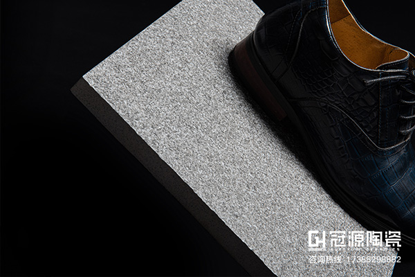 1644977893752786.jpg 防滑磚.jpg